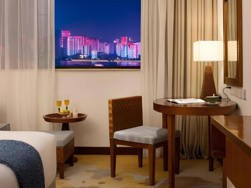 Baohua Harbour View Hotel Haikou  Dış mekan fotoğraf