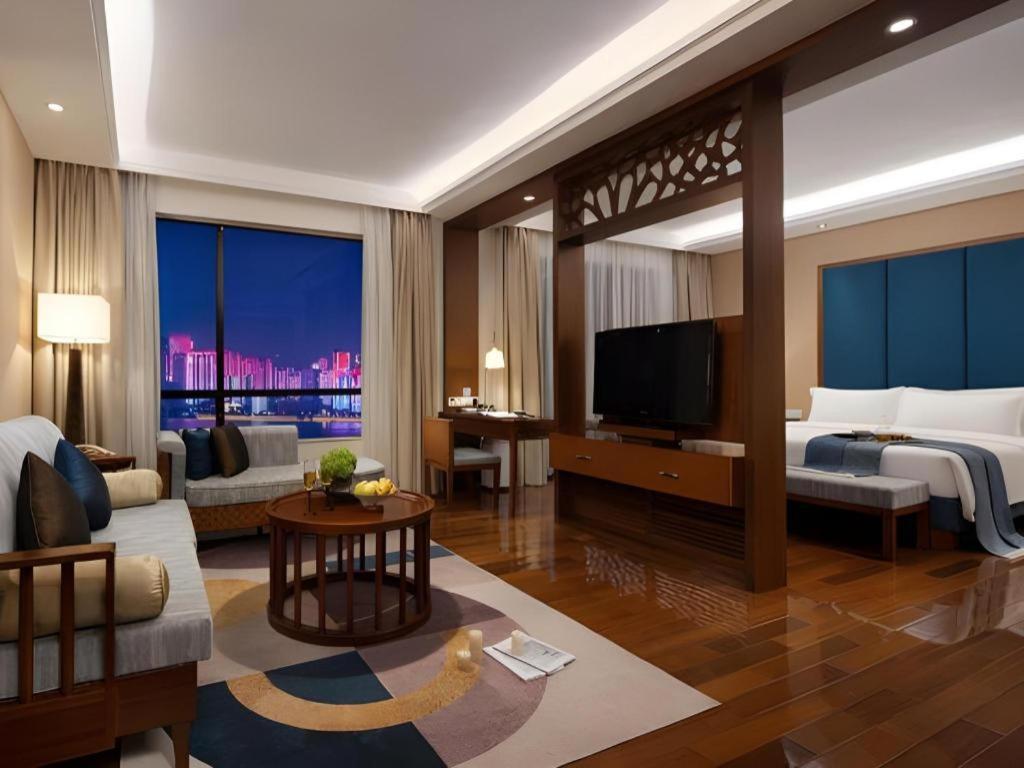 Baohua Harbour View Hotel Haikou  Dış mekan fotoğraf