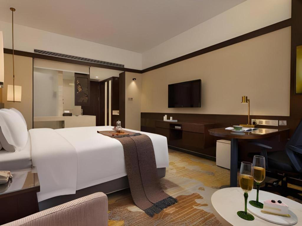Baohua Harbour View Hotel Haikou  Dış mekan fotoğraf